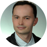 Łukasz Kobylarczyk z działu kadr i płac w MDDP Outsourcing w Warszawie